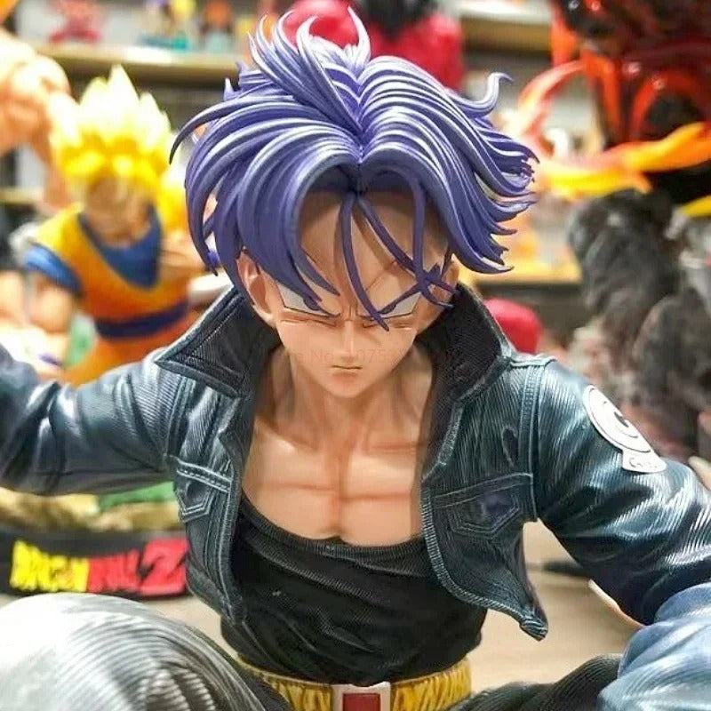 Figurine personnage manga assis vue de gros plan – épée et détails sculptés
